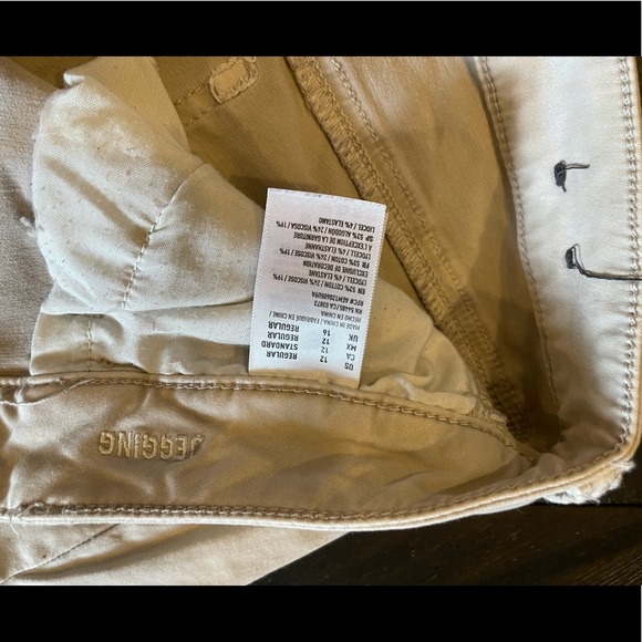 Jegging style tan/beige skinny jeans. - Picture 2 of 2